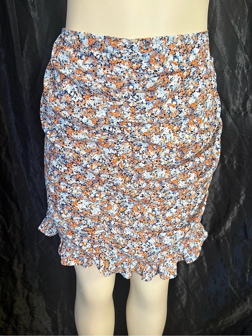 SHEIN CURVE Abstract Floral Mini Skirt Size 2XL Like New
